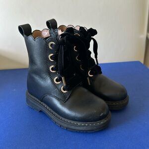 Twinset scalloped leather combat boots with velvet laces for toddlers